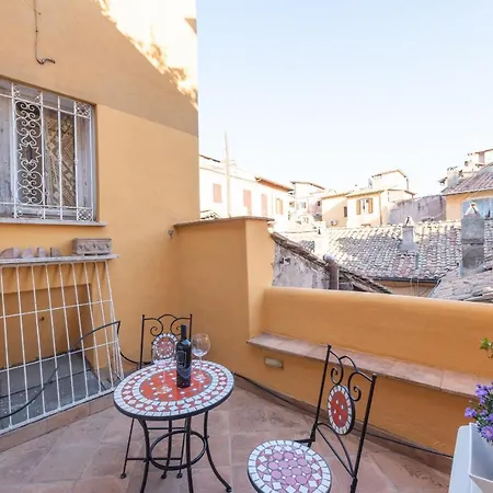 Stunning Campo De Fiori With Terrace Apartment *